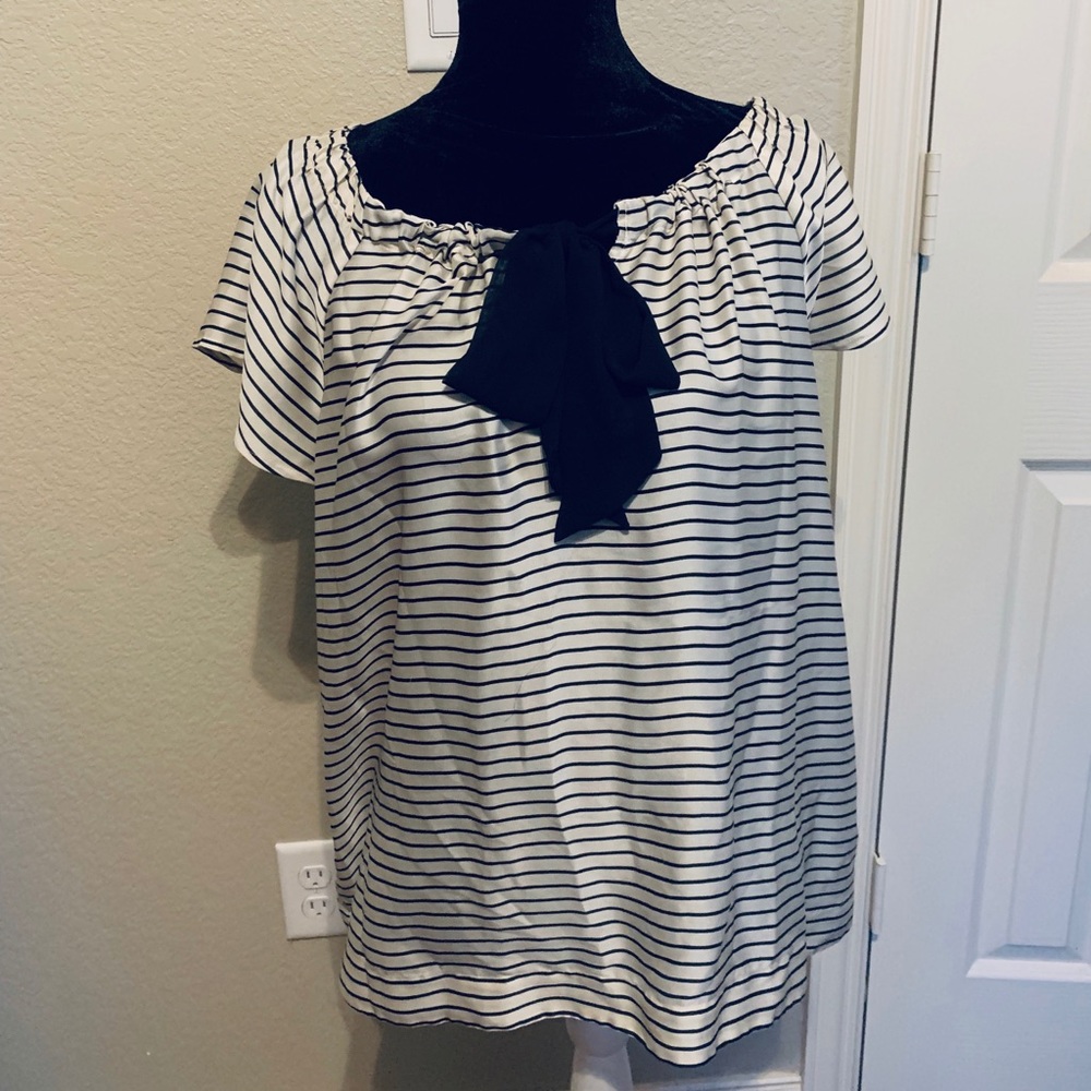 Cream and black striped Loft shirt Sz L